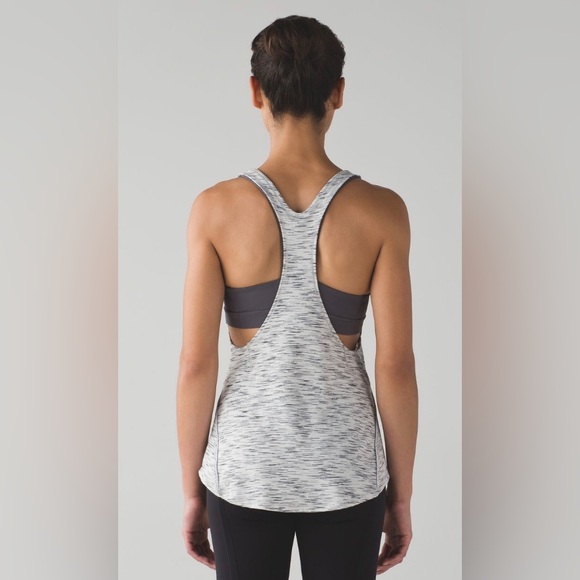 Lululemon On Track Tank in Tiger Space Dye Black White / Dark Carbon Sz 8! - Picture 2 of 13